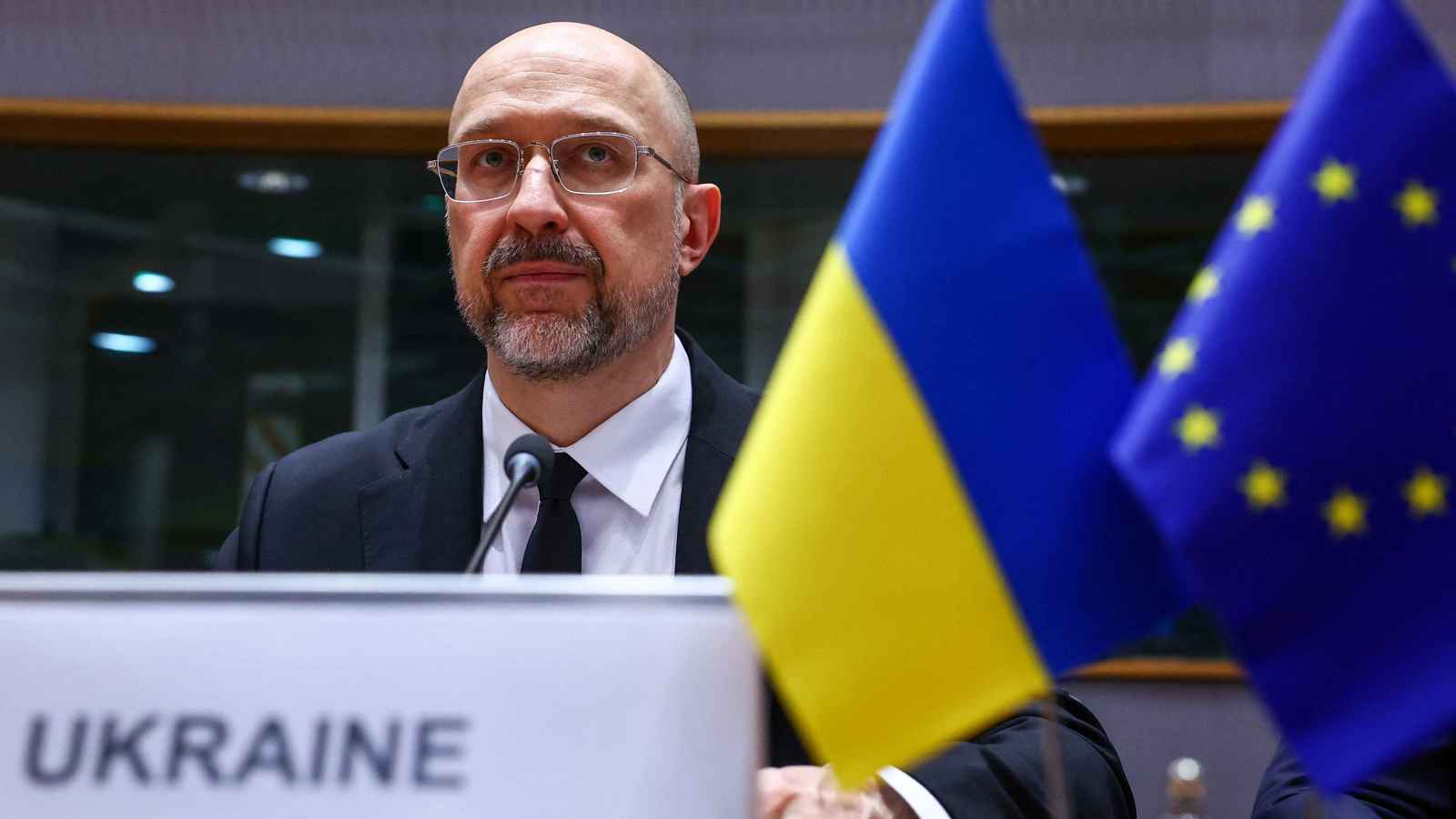 حددت "خطوطها الحمراء".. أوكرانيا تكشف عن تفاصيل جديدة بشأن صفقة المعادن