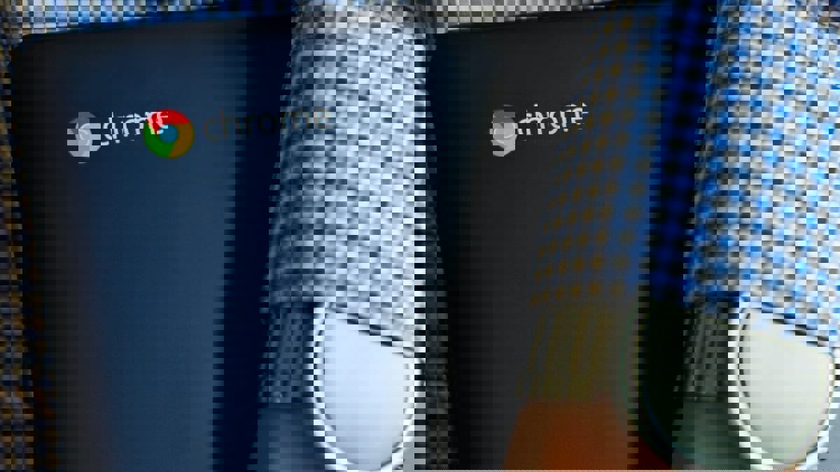 "غوغل" تصمم حاسوب "كروم بوك" بشاشتي لمس