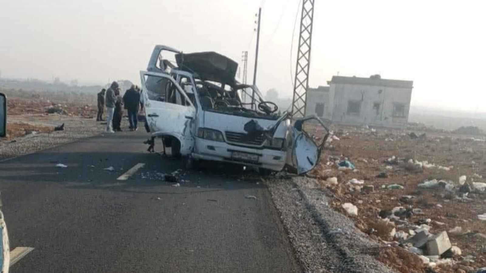 مسيرة إسرائيلية تستهدف مركبة في البقاع شرقي لبنان (فيديو)