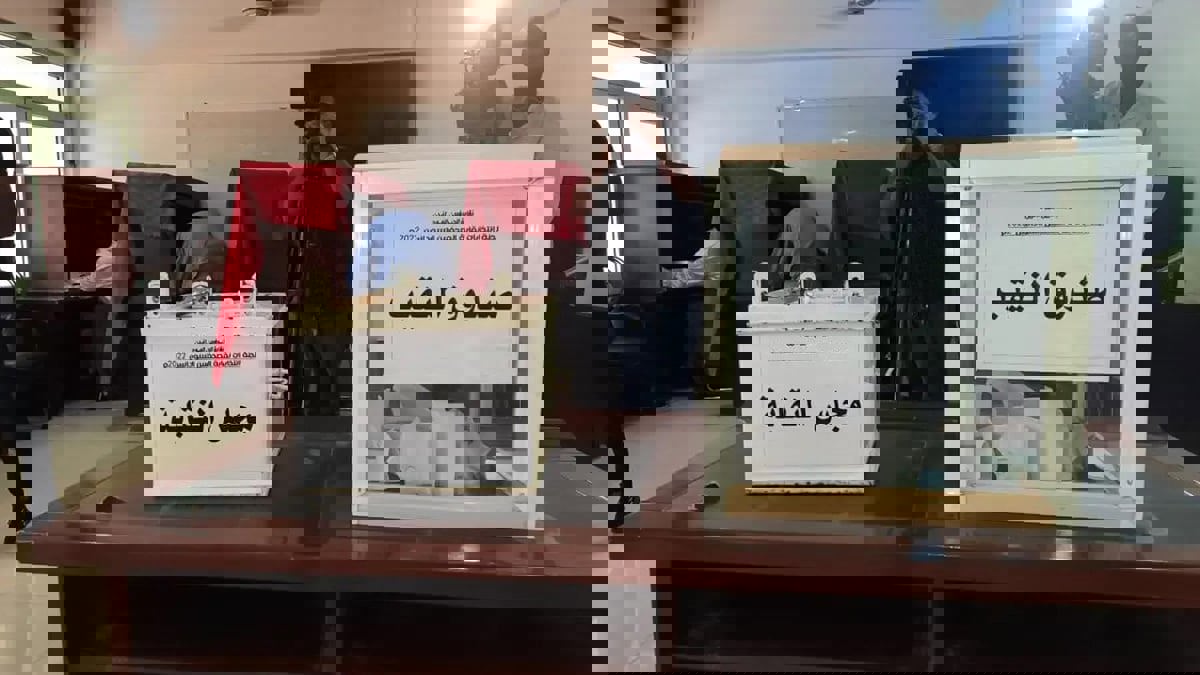 الصحفيون السودانيون ينتخبون مجلس نقابتهم وسط جدل حول "الشرعية"