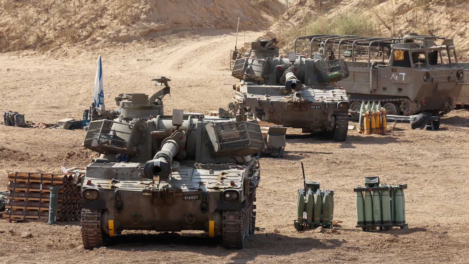 قتلى وجرحى في قصف على خيام النازحين بميناء غزة