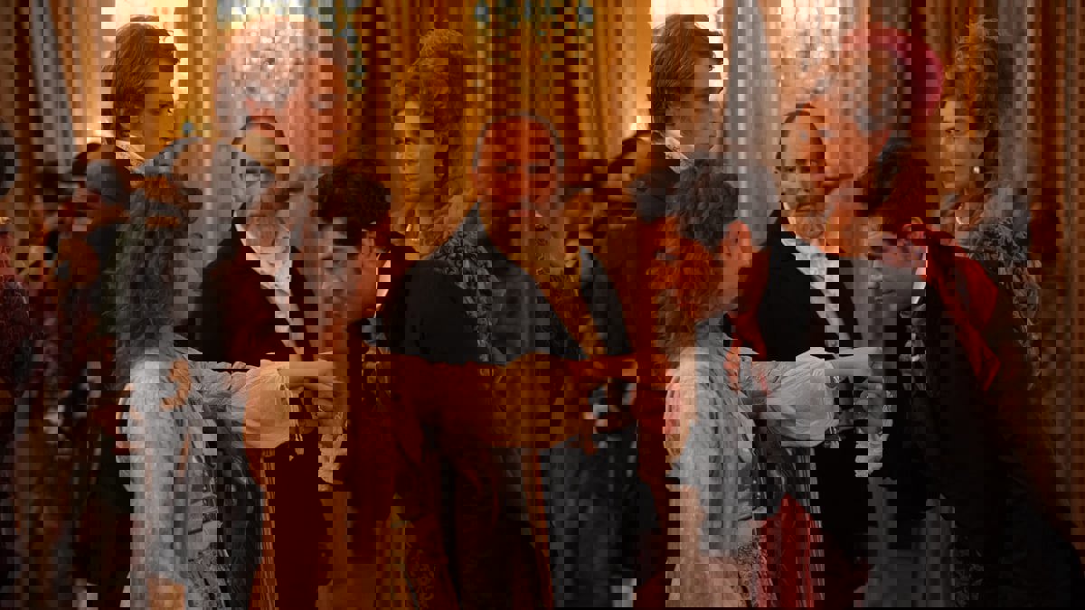 الفيلم الفرنسي "أوهام مفقودة".. رحلة طموح وتعثر في قالب سياسي