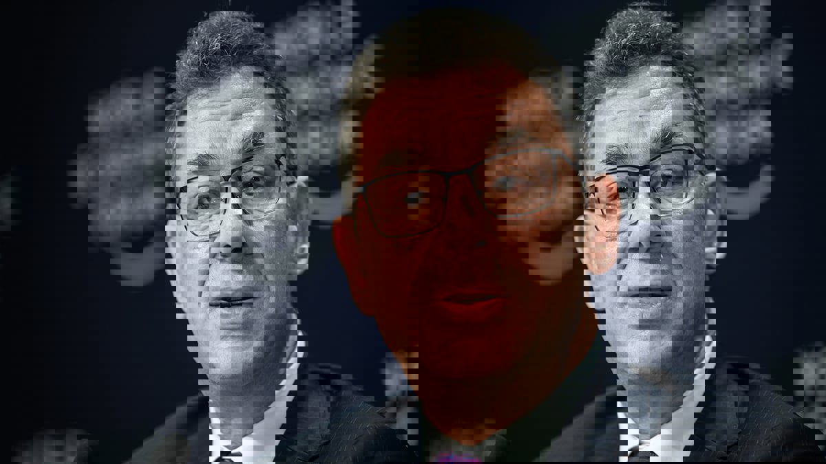 الفحوص تظهر إصابة الرئيس التنفيذي لفايزر بكوفيد مجددا