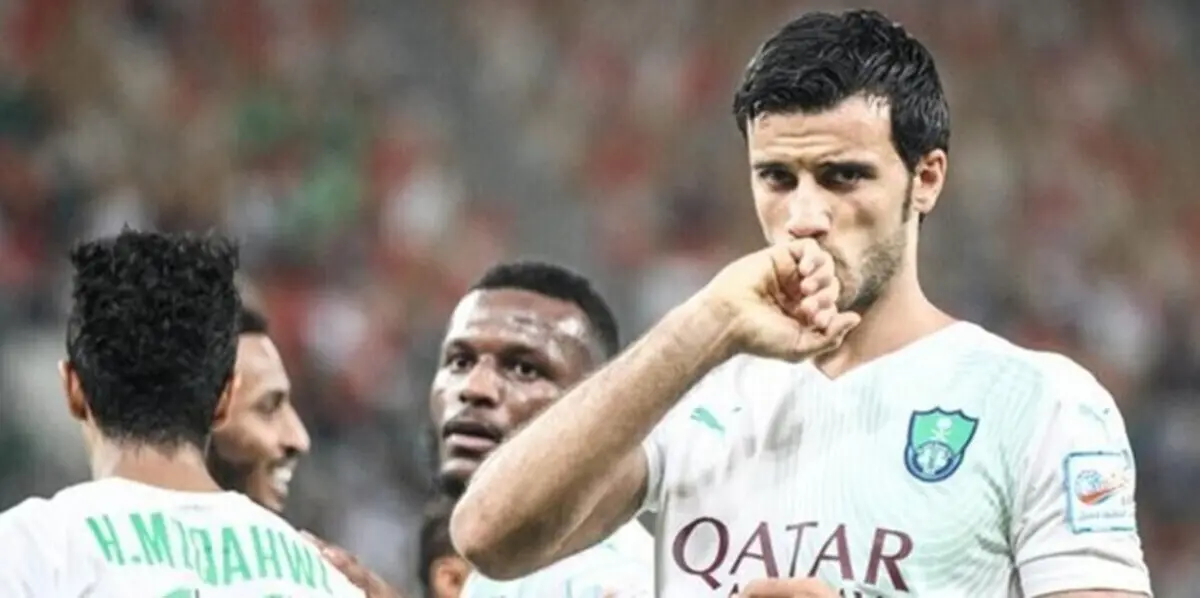 الرائد السعودي يكشف عن تهديدات الحكم