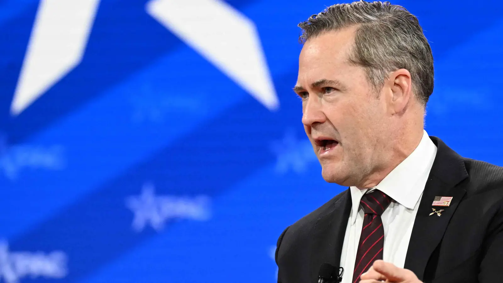 مستشار ترامب: ترحيل سكان غزة "خيار واقعي"