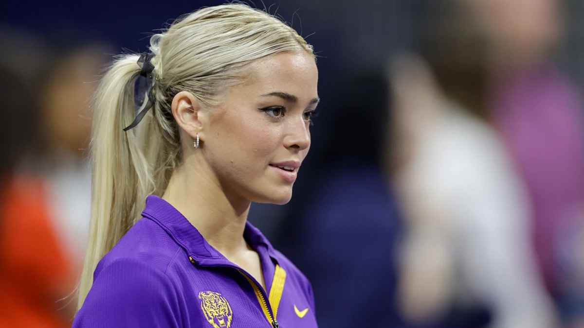 "فاتنة الجمباز" تكتسح مواقع التواصل الاجتماعي (صور وفيديو)