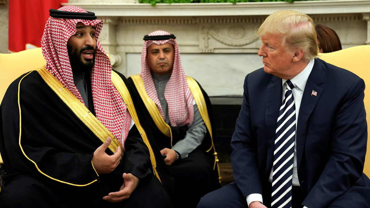 محمد بن سلمان يبحث مع ترامب هاتفيا أوضاع أسواق الطاقة في العالم