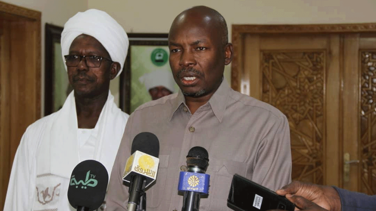 الرئيس السوداني يعيّن مطلوبًا لدى المحكمة الجنائية الدولية مساعدًا له‎