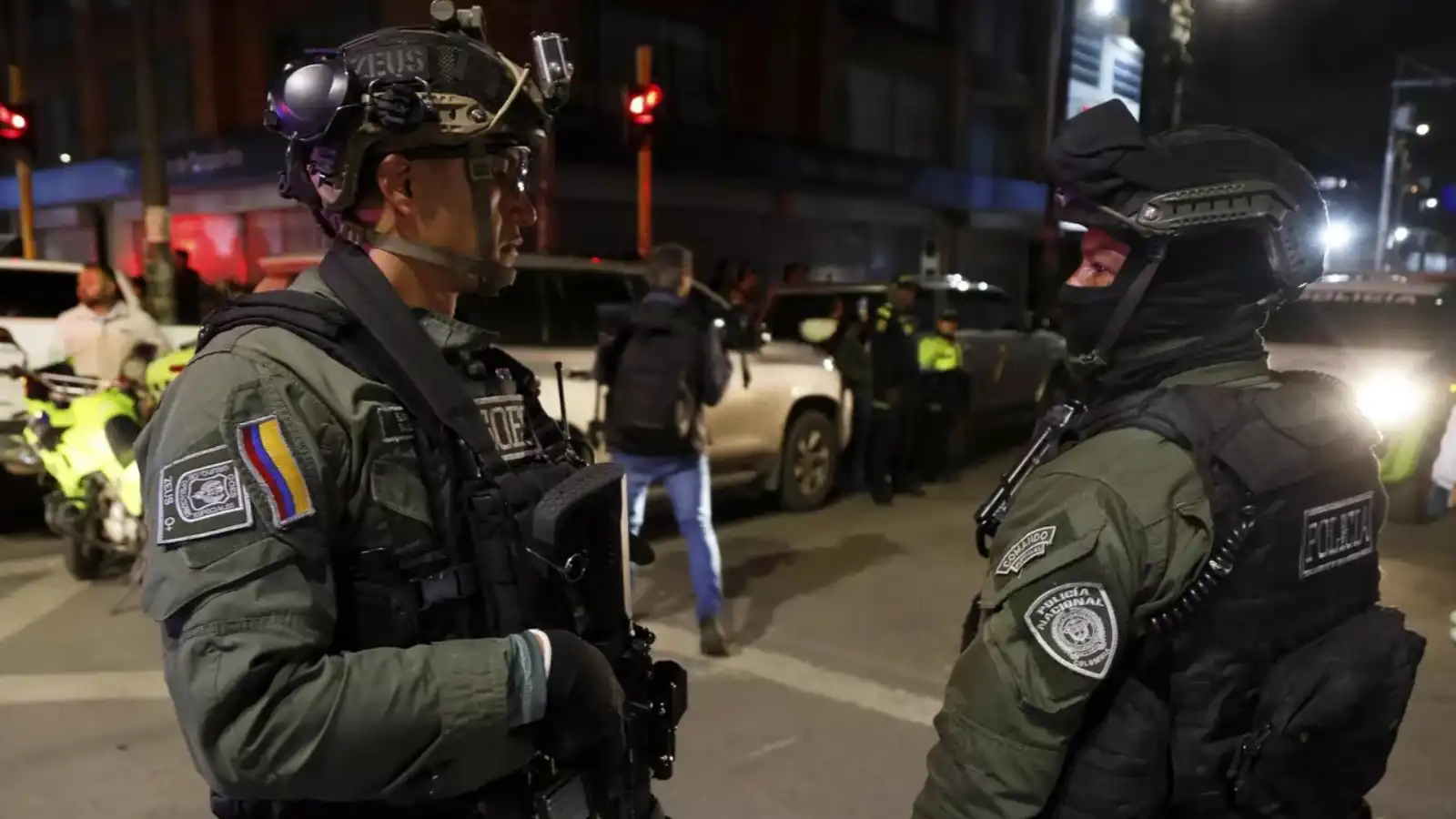 كولومبيا تسلم 9 متهمين بالاتّجار بالمخدرات إلى الولايات المتحدة