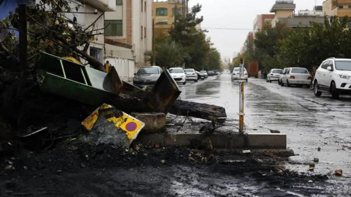 إيران.. تقرير يكشف عن أعمال تخريبية نفذتها "الباسيج" بمدينة شيراز خلال الاحتجاجات