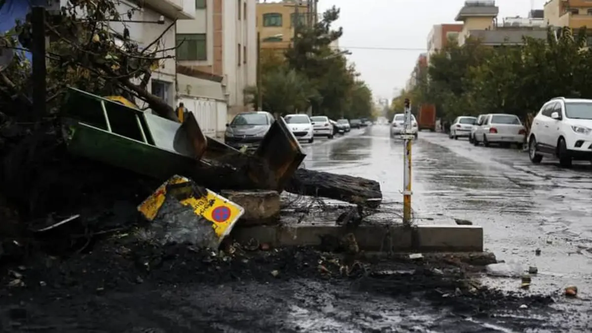 إيران.. تقرير يكشف عن أعمال تخريبية نفذتها "الباسيج" بمدينة شيراز خلال الاحتجاجات