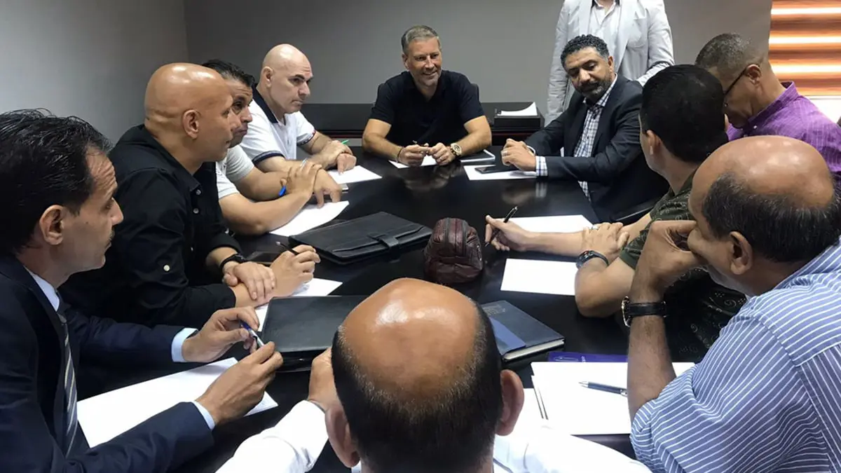 رد ناري من كلاتنبرغ على عصام عبدالفتاح