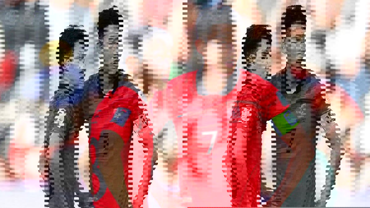 سون يقبل اعتذار زميله بعد مشاجرتهما في كأس آسيا