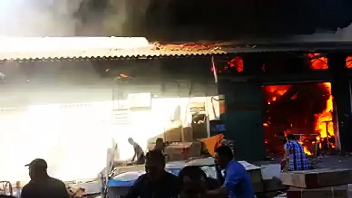 حريق ضخم في سوق للأجهزة الإلكترونية بالعاصمة تونس