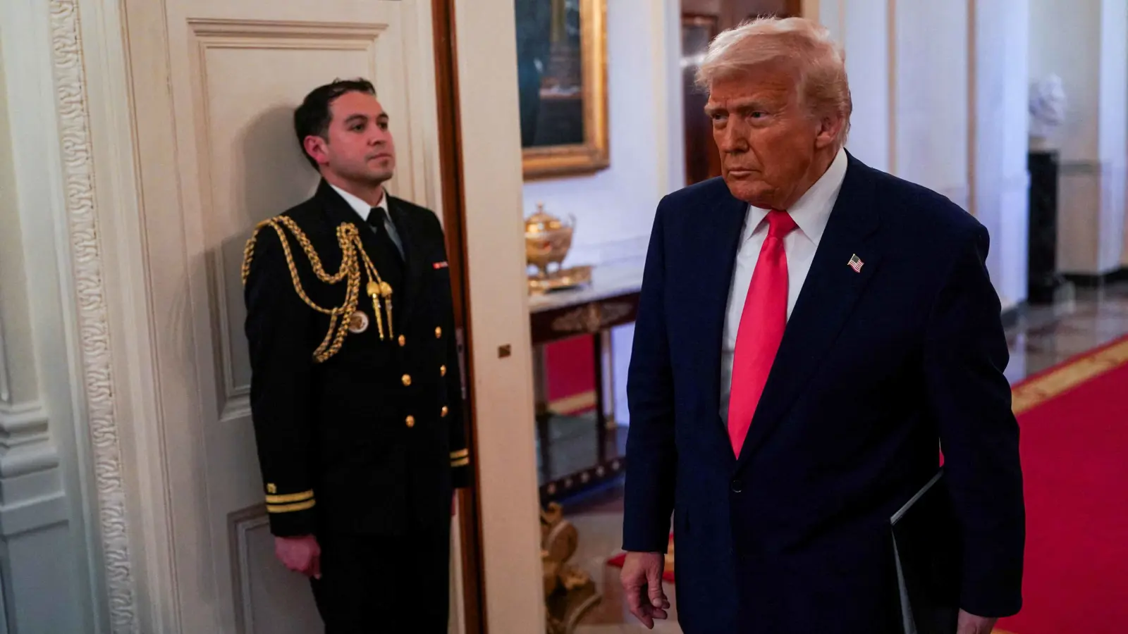 للإصلاح بين تل أبيب وأنقرة.. ترامب يدخل على خط صراع النفوذ في سوريا