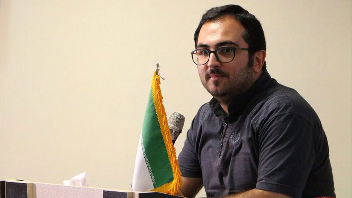 السجن 3 سنوات لمدير الموقع الإلكتروني الناطق باسم نجاد في إيران