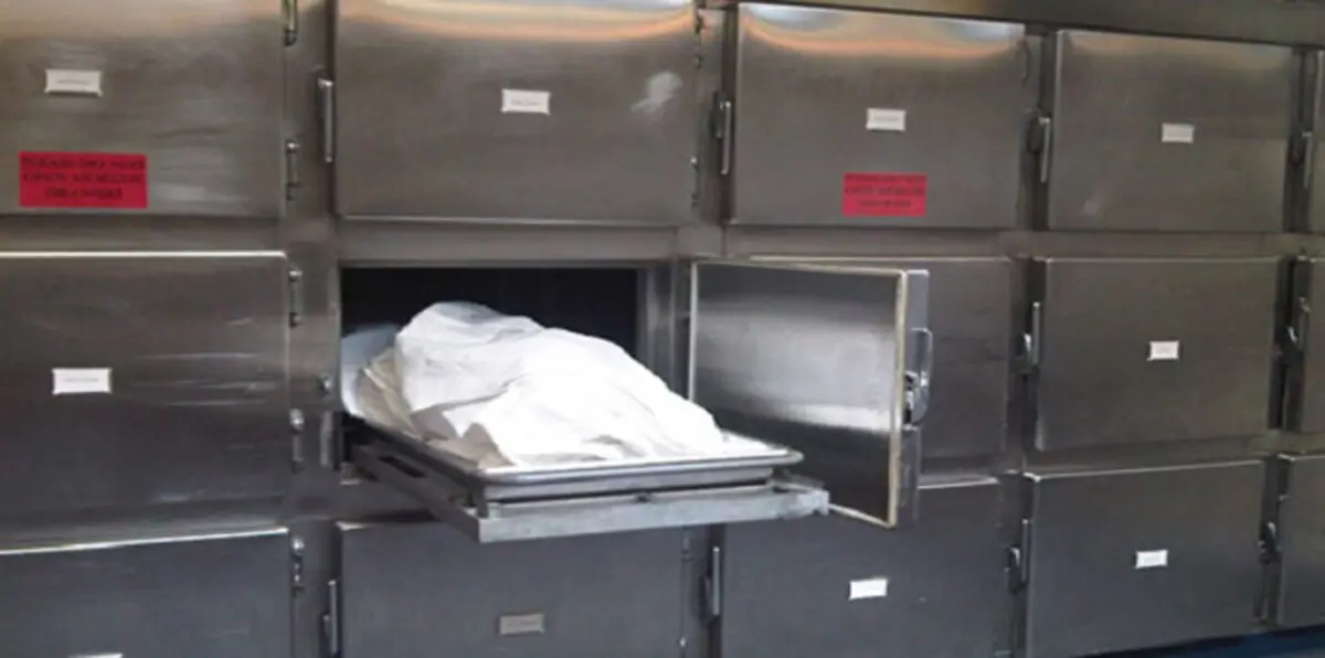 تفاصيل العثور على جثة شاب إماراتي توفي بطريقة غامضة في الفجيرة