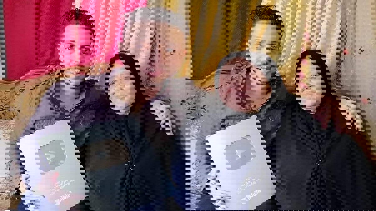 وفاة اليوتيوبر المصرية "ماما سناء"