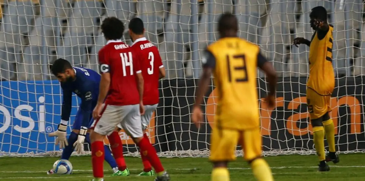 والد شريف إكرامي يشنّ هجومًا شرسًا على مارتن يول