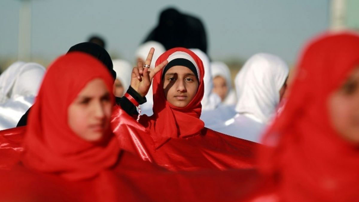 بسبب ظروف الحرب.. نساء يمنيات يقتحمن مهن الرجال (صور)