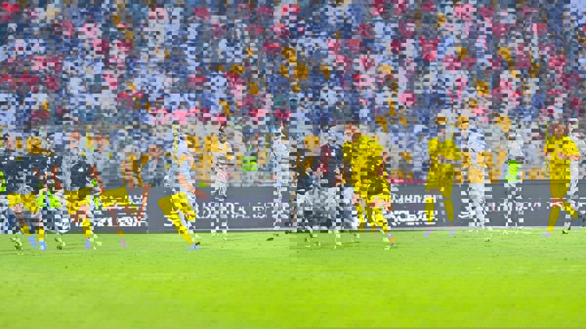 الوصل يتوج بلقب دوري أدنوك للمحترفين بفوزه على شباب الأهلي