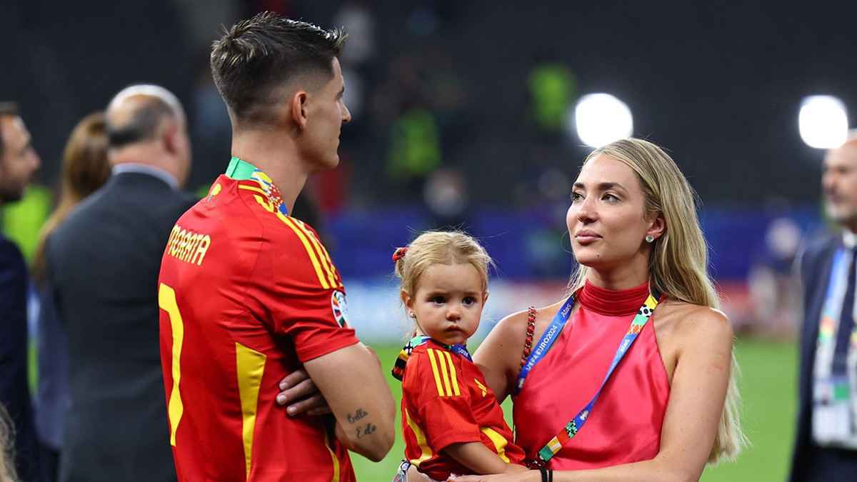 "لست محطمة".. طليقة موراتا تكسر صمتها بعد الانفصال المفاجئ