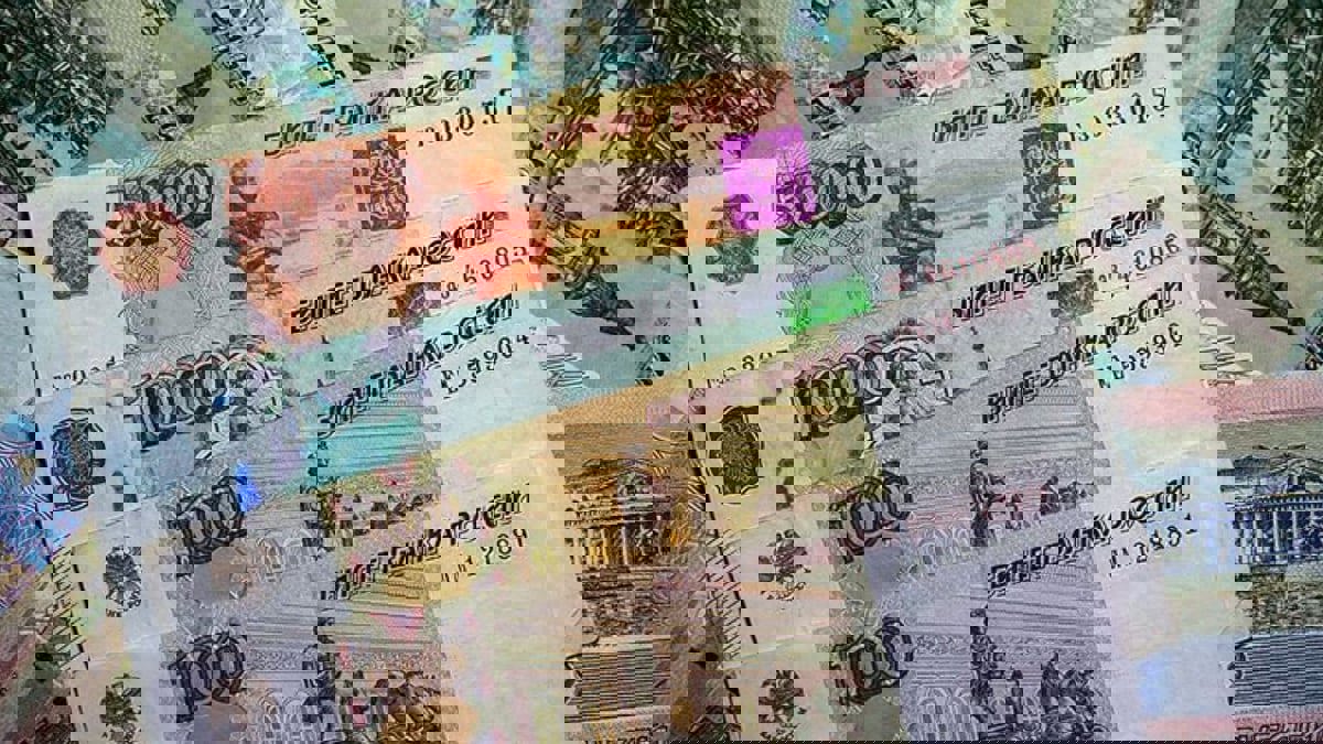 وزيرة التجارة المصرية: نتجه لاعتماد الروبل في التبادل التجاري مع روسيا