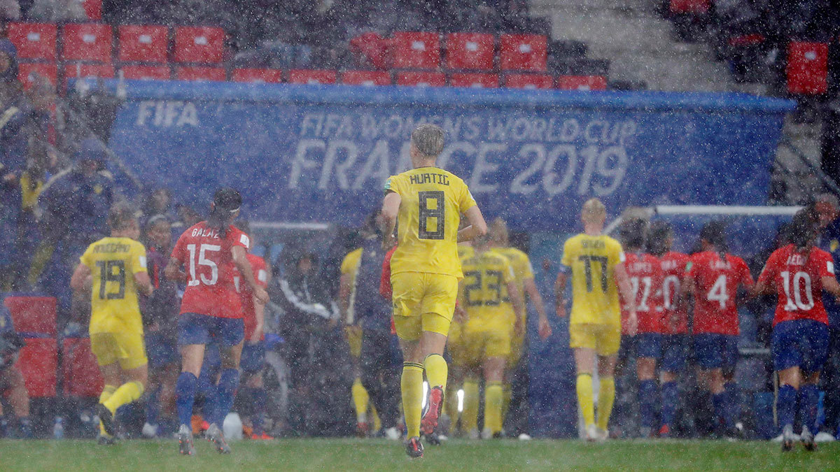 الأمطار توقف مباراة السويد وتشيلي في كأس العالم للسيدات