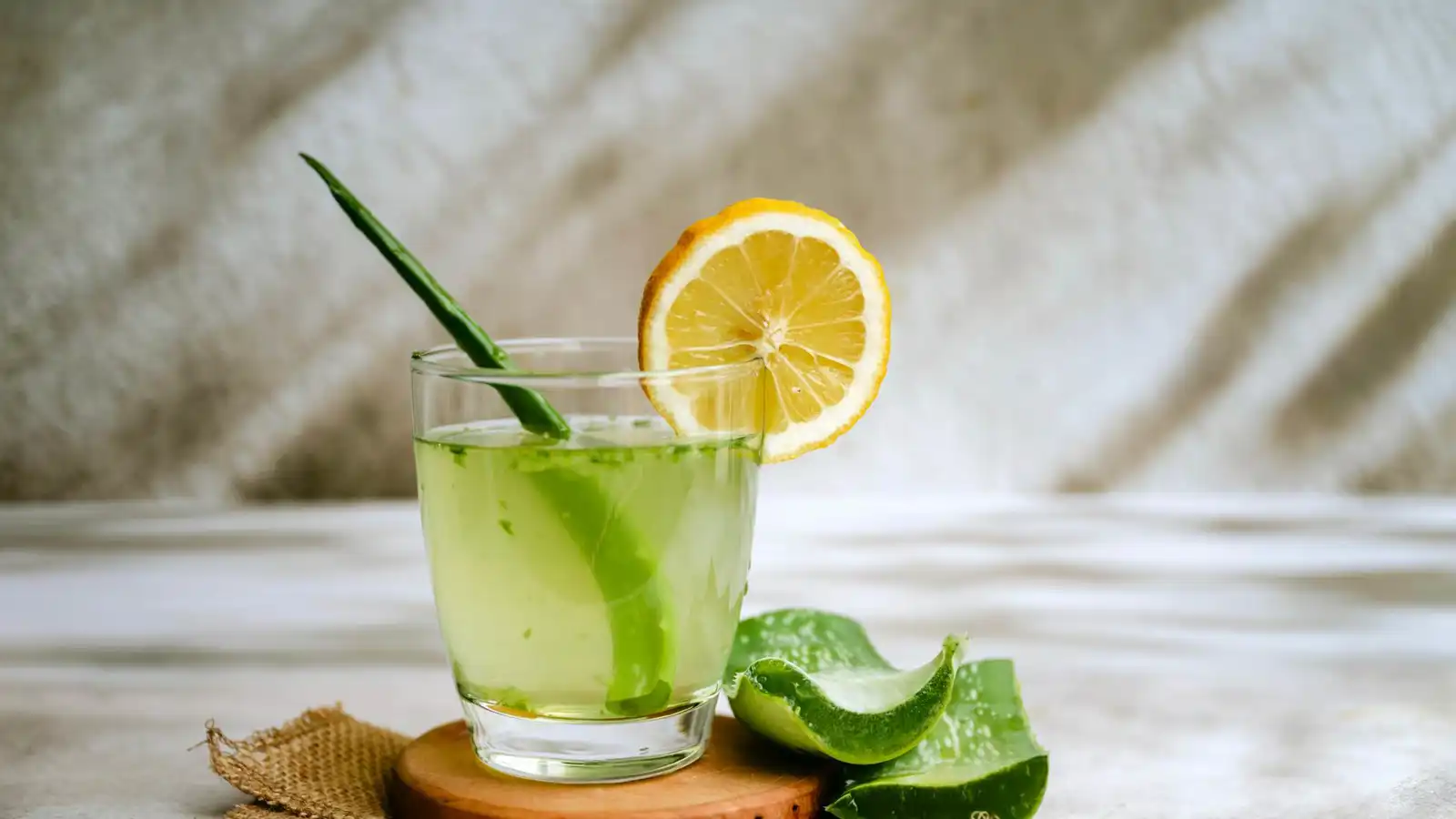 هذا ما يحدث لجسمك عند شرب عصير الصبار بانتظام