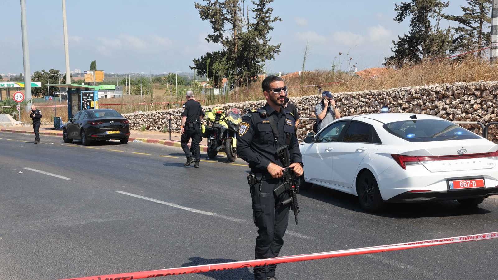 مصدر أردني: نتحقق من عبور 4 أشخاص لإسرائيل