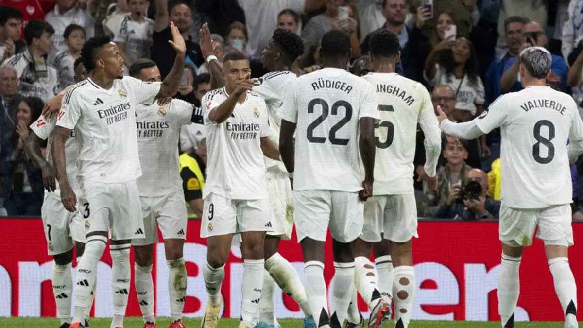 ريال مدريد يسقط في فخ 5 حسناوات