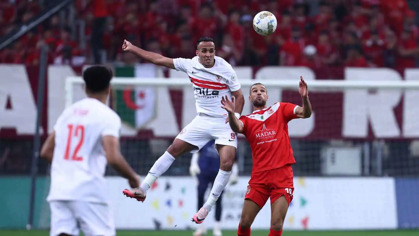 بالأسماء.. أساطير الزمالك يحضرون مباراة شباب بلوزداد