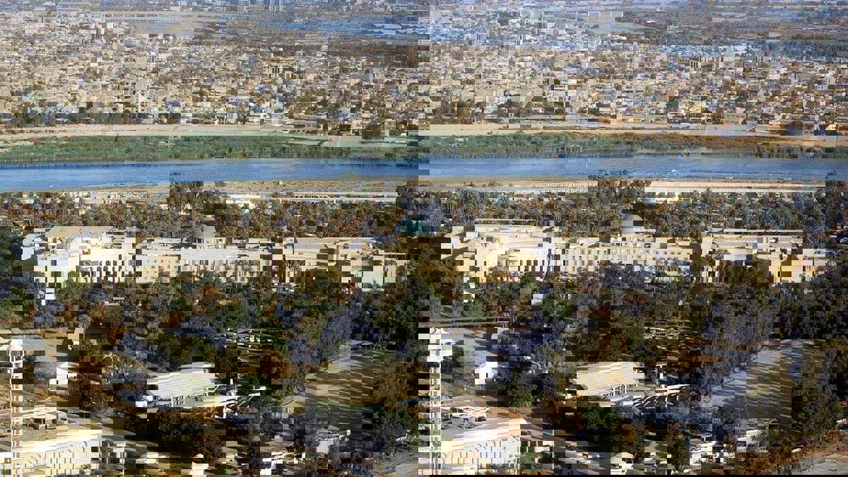  حكم المئات بالإعدام.. وفاة القاضي العراقي بليغ حكمت 