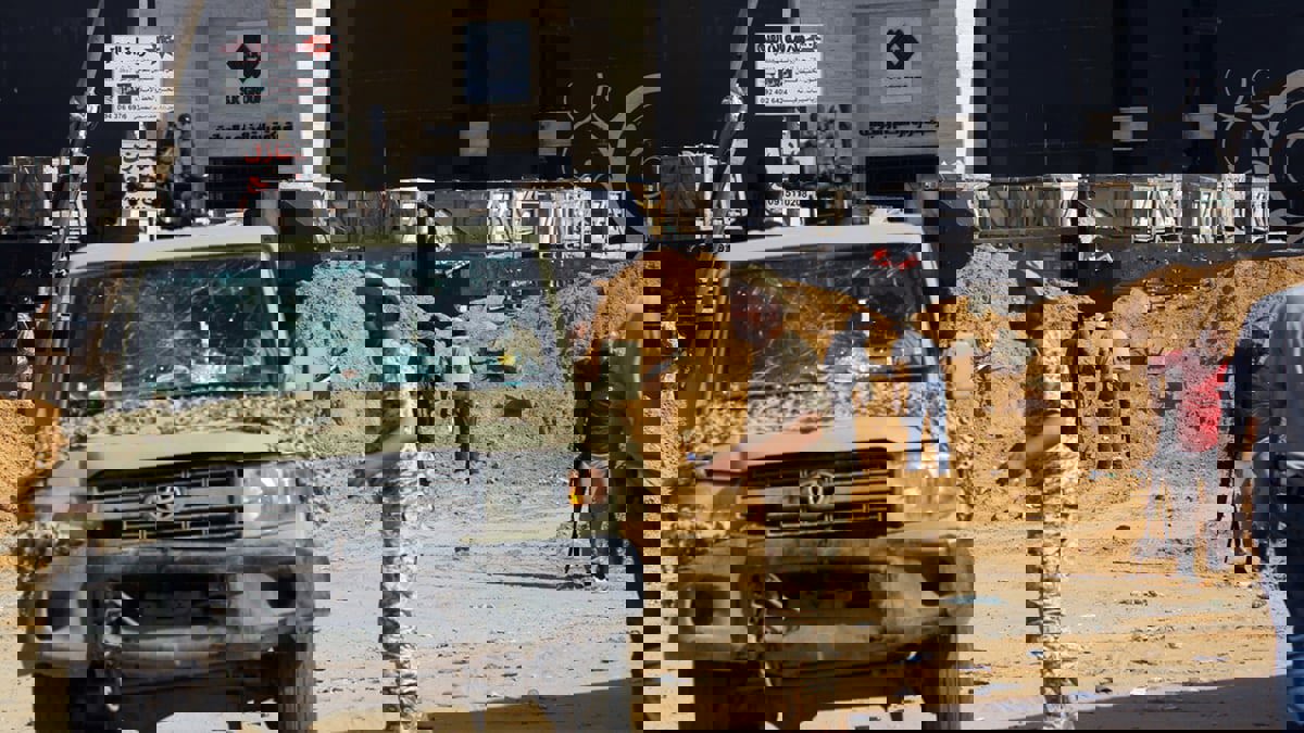 عناصر مسلحة تداهم منازل بحي سوق الأحد في ترهونة الليبية