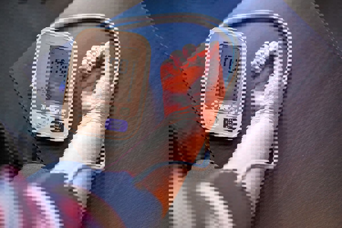 4 أعراض في الرأس تدل على إصابتك بارتفاع ضغط الدم 