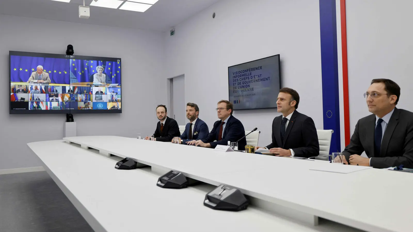 الاتحاد الأوروبي يعتزم الرد "بالمثل" على رسوم ترامب المحتملة