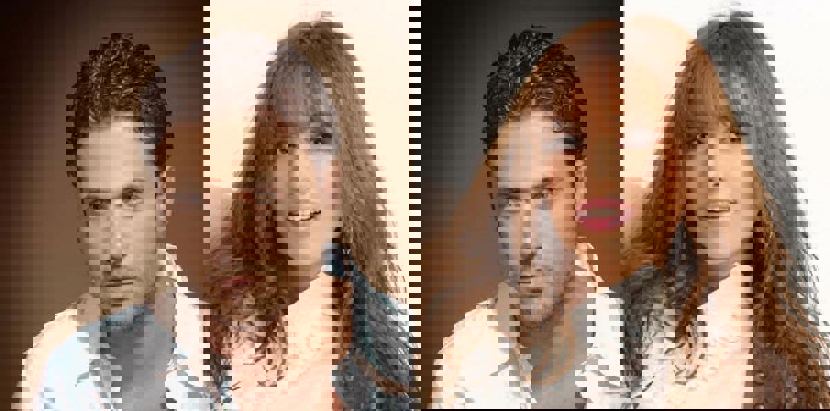 غادة عبدالرازق تكشف وثيقة طلاق زينة من أحمد عز (صورة)