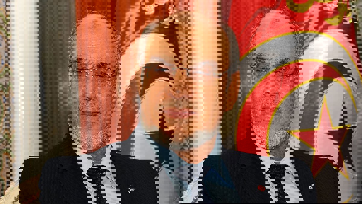 تونس.. الجبالي يعتصم في مقر الشرطة احتجاجا على مداهمة مصنع لزوجته