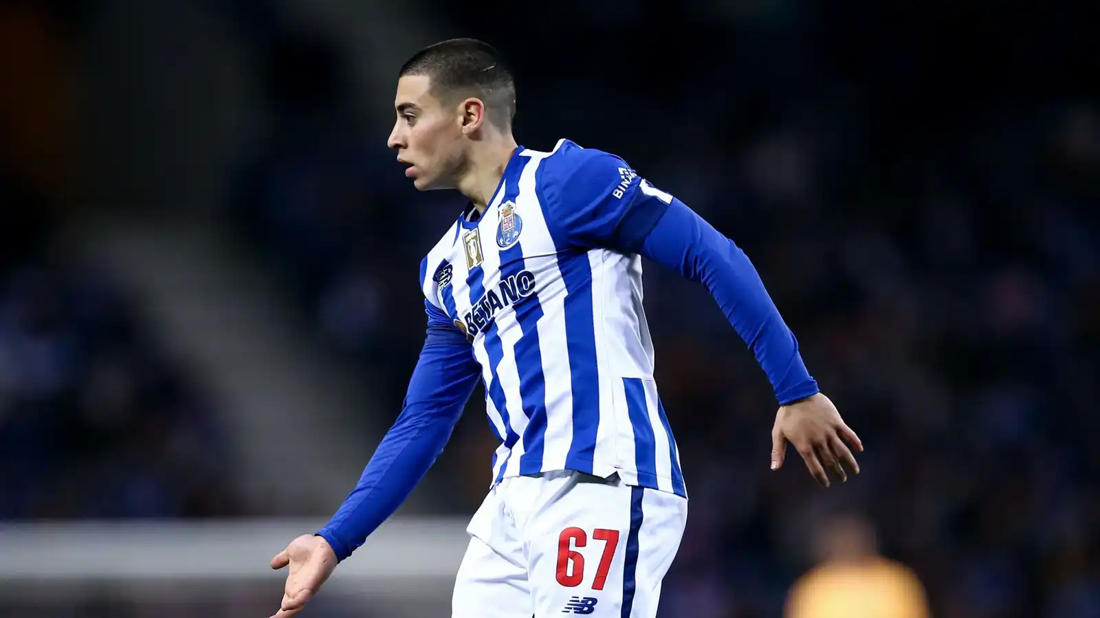 21 عملية في 6 أسابيع.. كابوس يلاحق لاعبا برتغاليا (فيديو إرم)