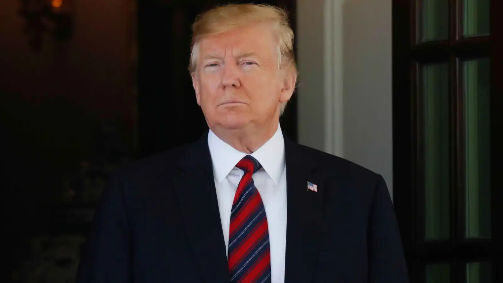 ترامب يهاجم رافضي الرسوم الجمركية ويتهمهم بالميل إلى الصين