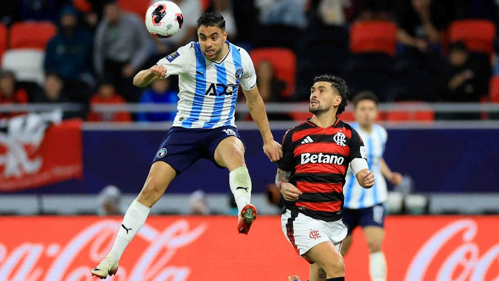 فيرمينو يساند فلامنغو في مواجهة بيراميدز (فيديو)