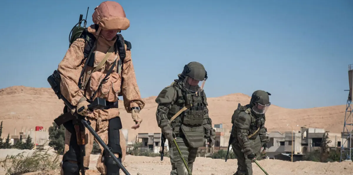 إصابة 4 مراسلين روس إثر انفجار بدير الزور في سوريا