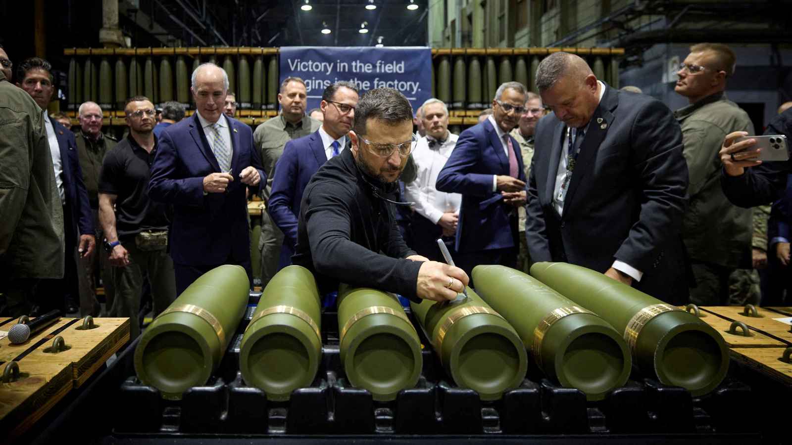 "خدعة مدروسة".. سيناريوهات "مرعبة" لانسحاب واشنطن من دعم أوكرانيا