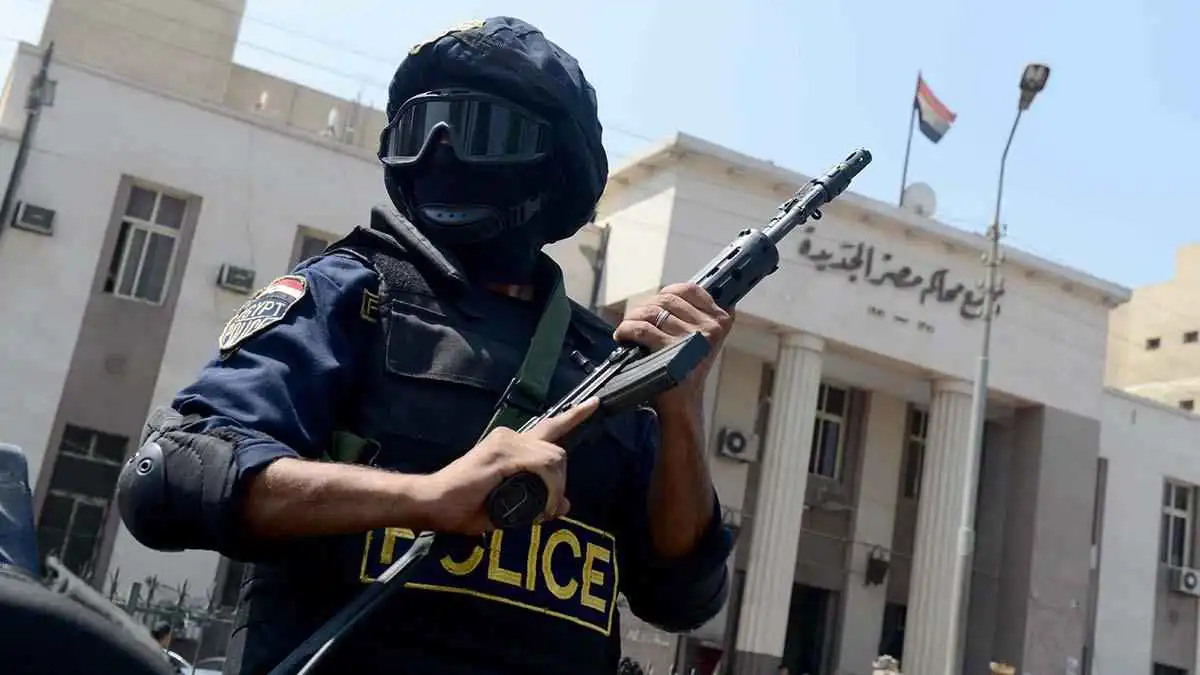 قتل زوجته وألقى جثمانها للكلاب الضالة في الجيزة