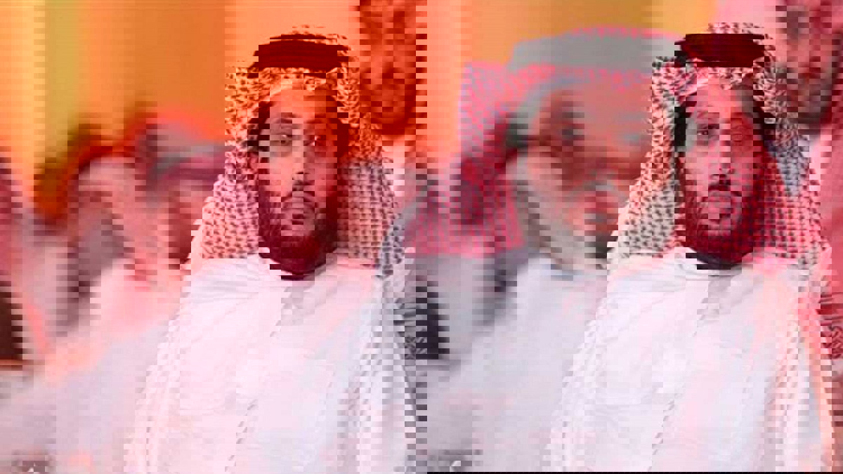  تركي آل الشيخ يرد على شائعة وفاته بعد الجراحة في أوروبا