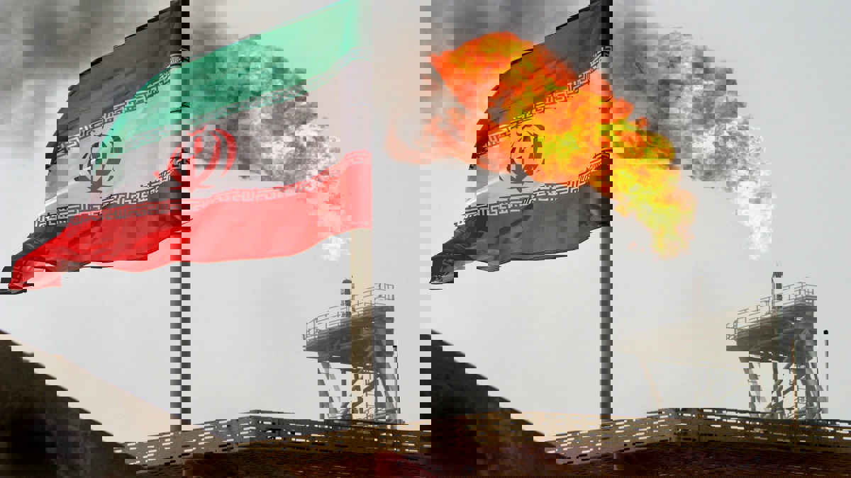 شركات التكرير اليابانية تستبق انتهاء الإعفاءات وتوقف استيراد نفط إيران