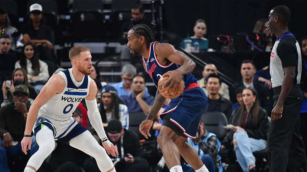 NBA.. ليونارد يسجل 45 نقطة ليقود كليبرز للفوز على تمبرولفز 