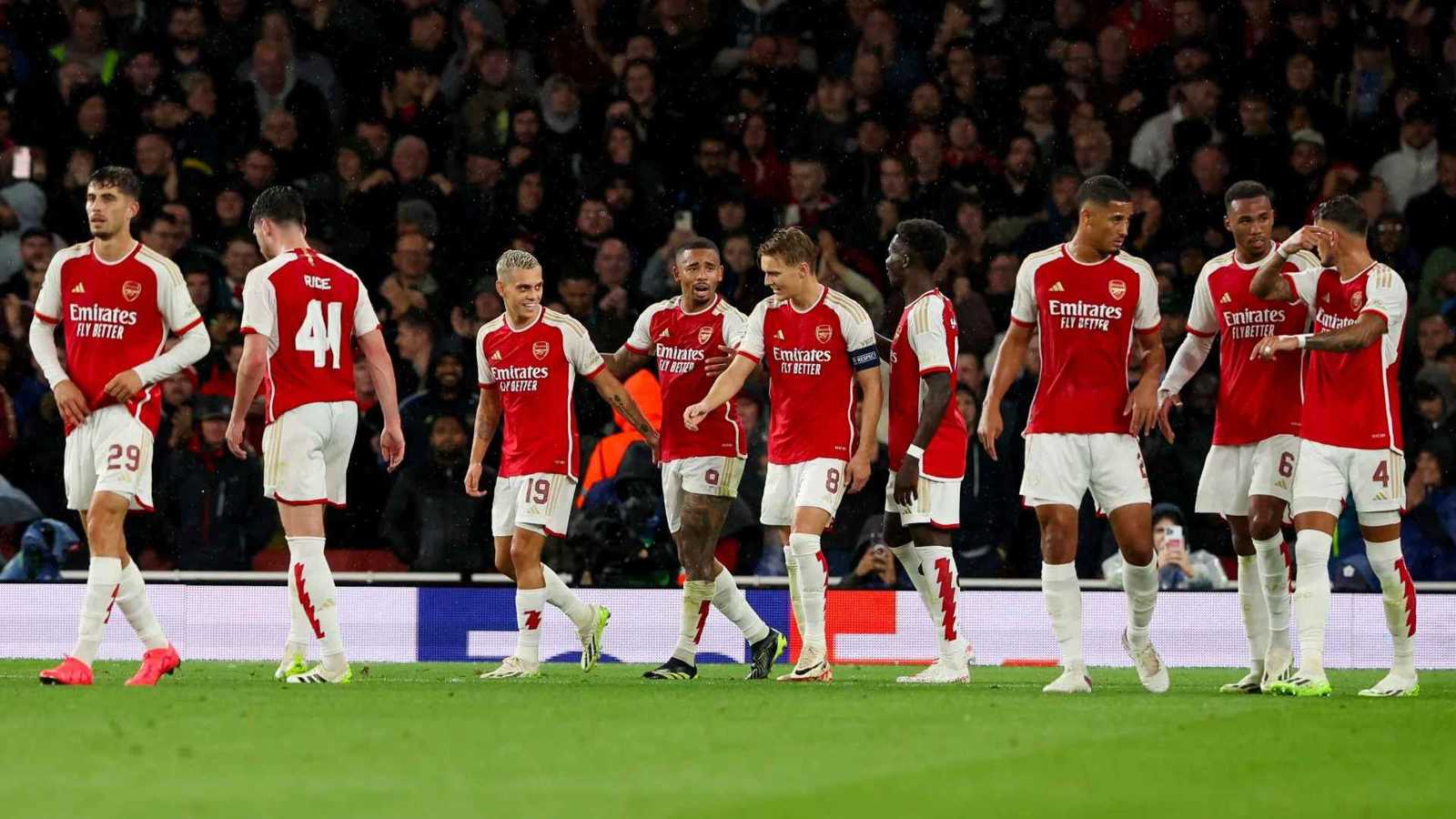 على حساب ليفربول.. 3 إشارات تمهد طريق آرسنال نحو لقب الدوري الإنجليزي