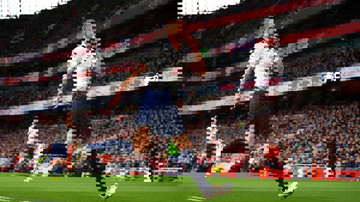 مانشستر يونايتد يستهدف التعاقد مع نجم توتنهام في الميركاتو الصيفي