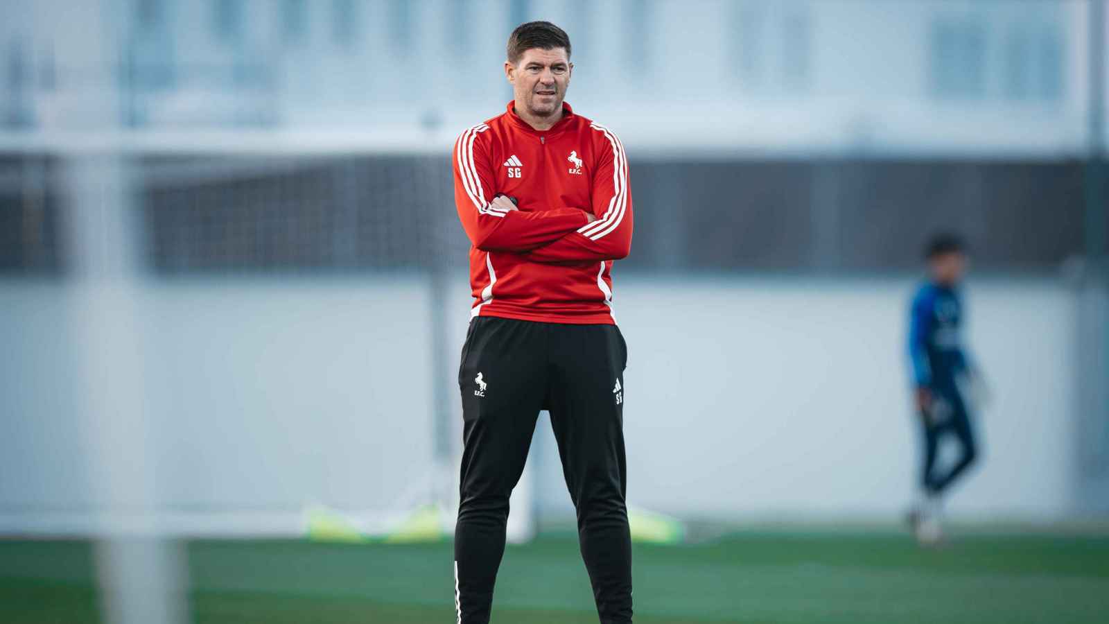 بالاسم.. جيرارد يهاجم 4 نجوم في ليفربول